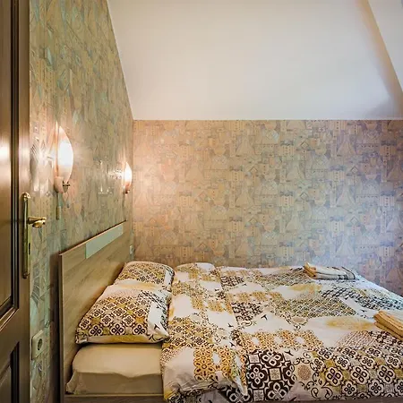 Vintage House 3 شقة فارنا